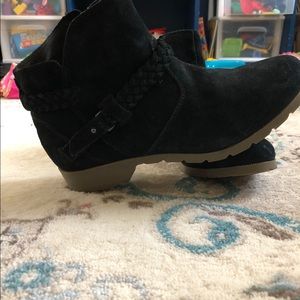 Teva booties delavina